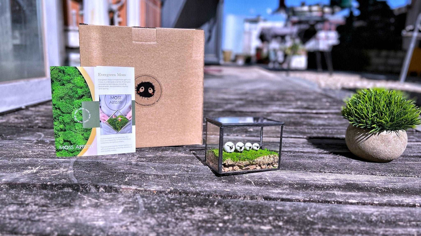Mossbox Little Sheep Desktop Decoration - Micro Landscape with PreservTransform your desk into a serene pasture with our charming Little Sheep Desktop Decoration. This handcrafted micro landscape lawn, set within a clear glass box, fea