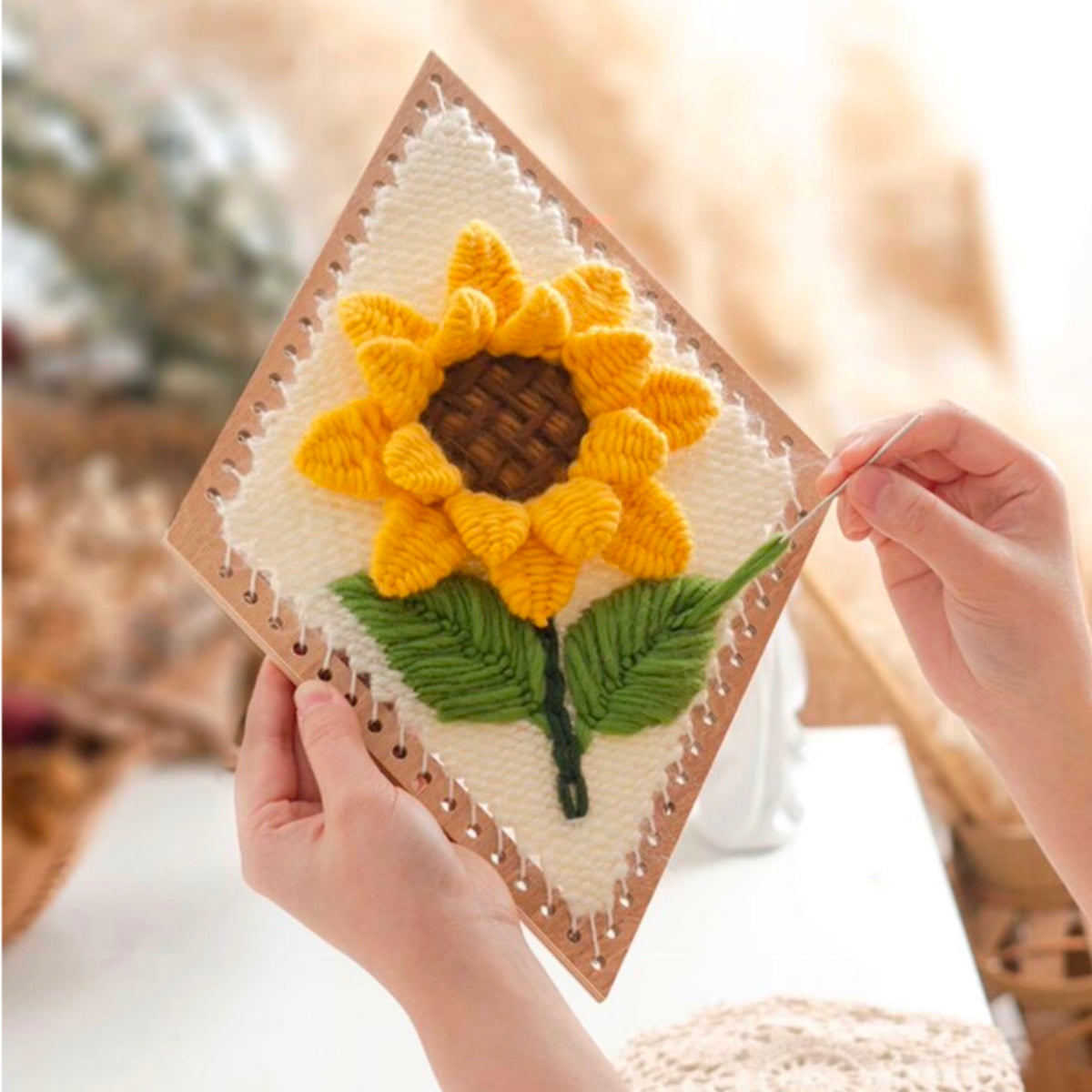 Sunflower Crochet Kit for Beginners,16in Crochet Kit Sunflower,BeginneThis a great gift idea for any occasion and a wonderful gift for your loved ones as a thank-you gift. Floral decor for the kitchen, living room, or hallway with knit