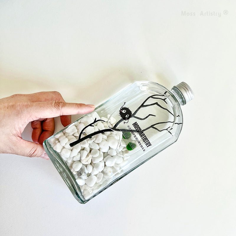 Marimo Moss Ball Aquarium Designer 8"x4" Mini Aquarium Glass TerrariumSpecification:
8"x4" Glass Terrarium * 1
1-2 cm Marimo Live Moss Ball * 2
White Pebbles Bag * 1
Name Card and wood stander * 1
Stick * 1
$3.99 Smaller Tweezer * 1
[product_description]