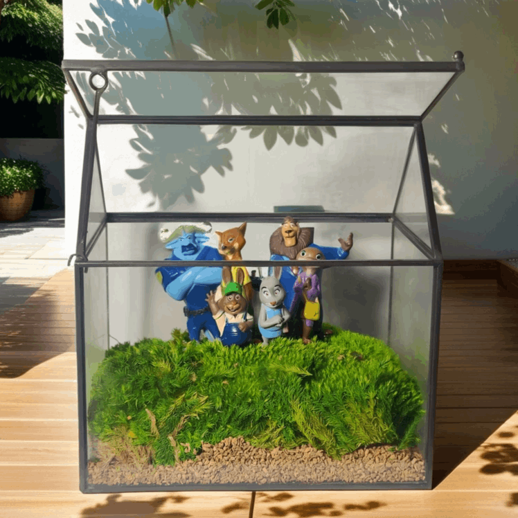 Zootopia Mini Animals Moss Laptop Decoration - Whimsical Desk CompanioCreate a serene and playful workspace with our "Zootopia Mini Animals" moss decoration for your laptop. This charming piece, featuring six randomly placed mini anima